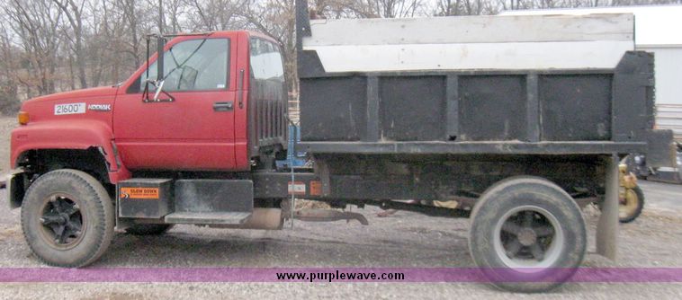 image for item 5573 1995 Chevrolet Kodiak C7H042 dump truck