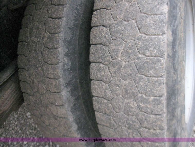 image for item 5573 1995 Chevrolet Kodiak C7H042 dump truck