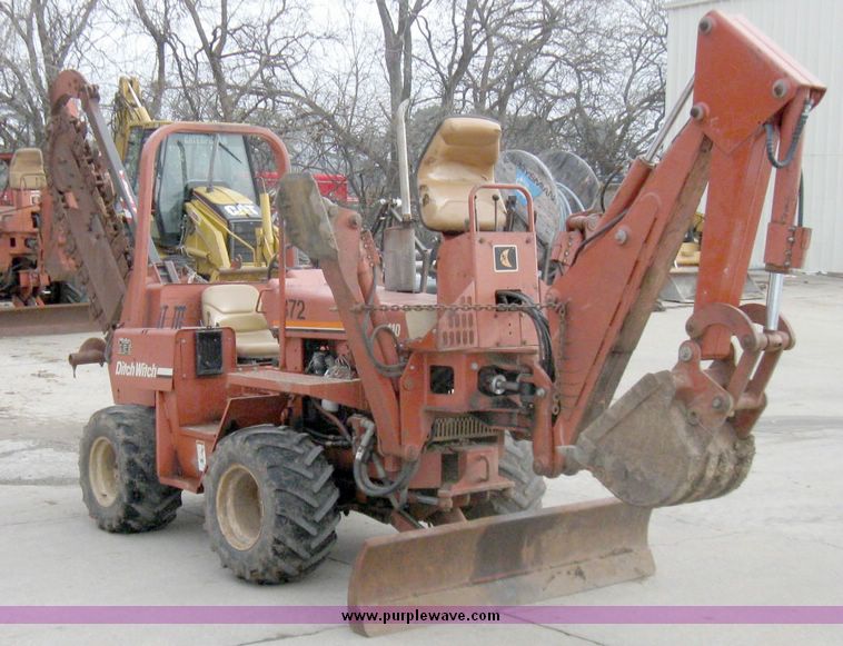 image for item 5576 1997 Ditch Witch 5110 trencher