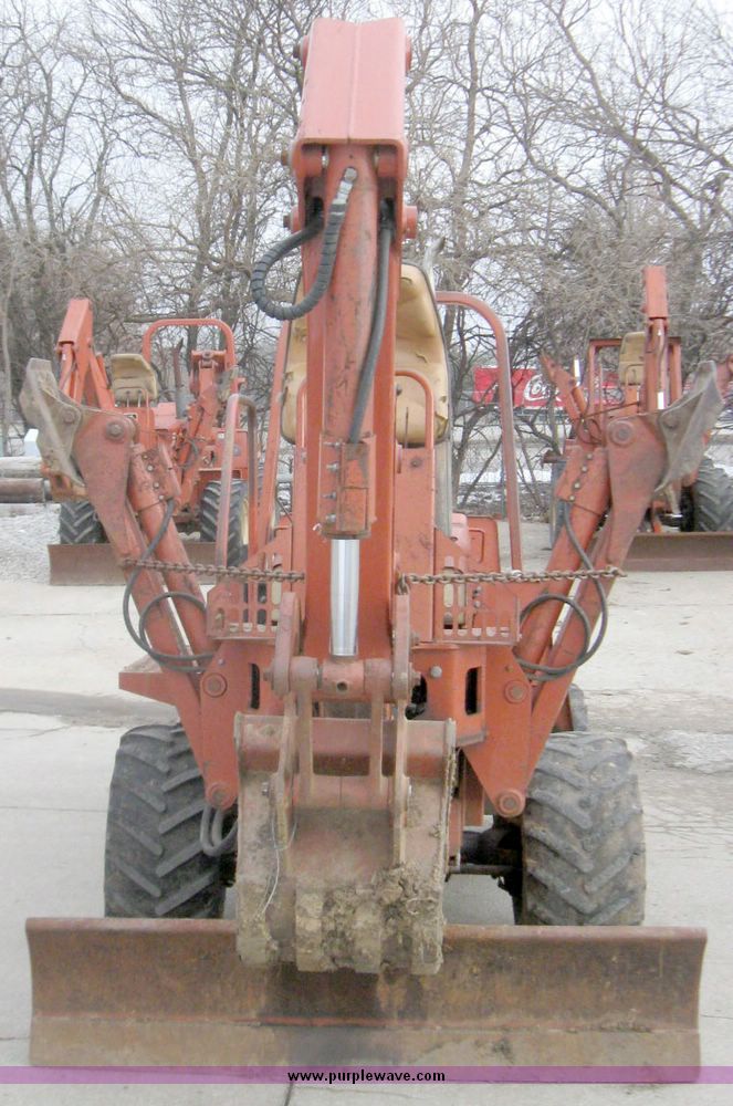 image for item 5576 1997 Ditch Witch 5110 trencher