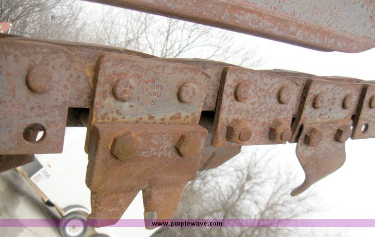 image for item 5576 1997 Ditch Witch 5110 trencher