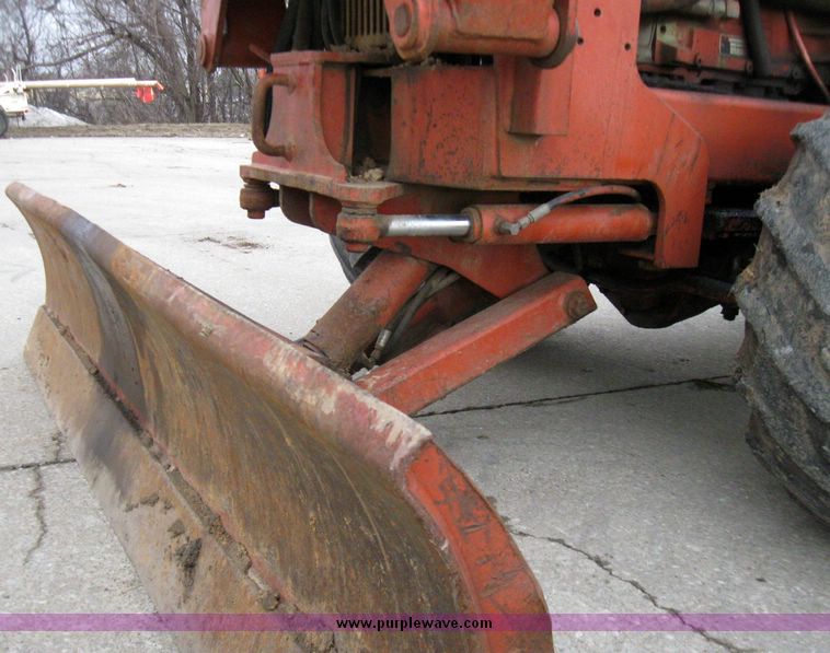 image for item 5576 1997 Ditch Witch 5110 trencher