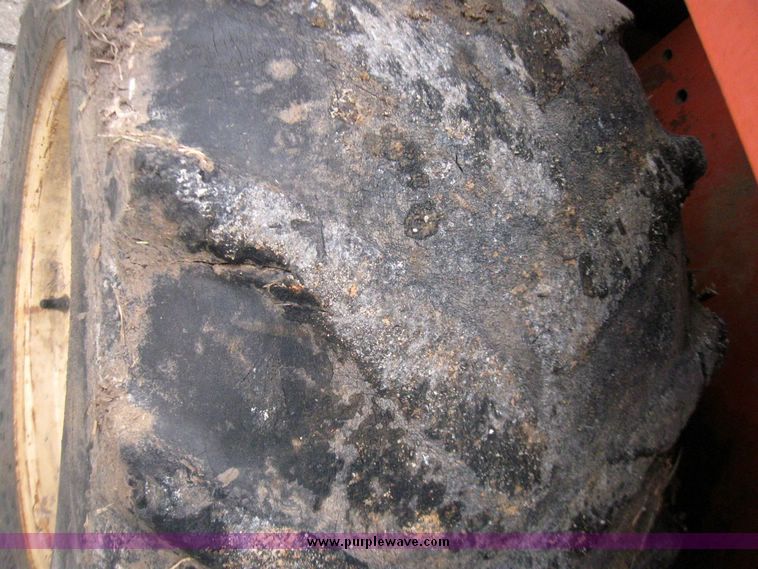 image for item 5576 1997 Ditch Witch 5110 trencher