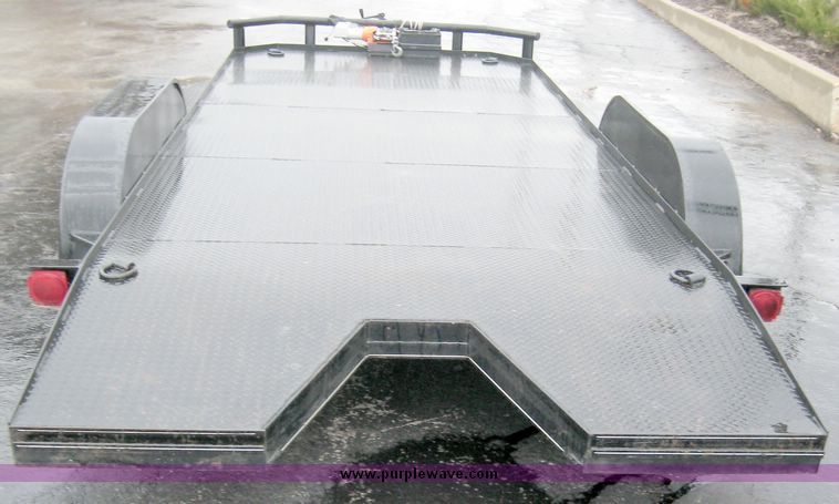 image for item 5582 2009 M&M 19' tandem axle trailer