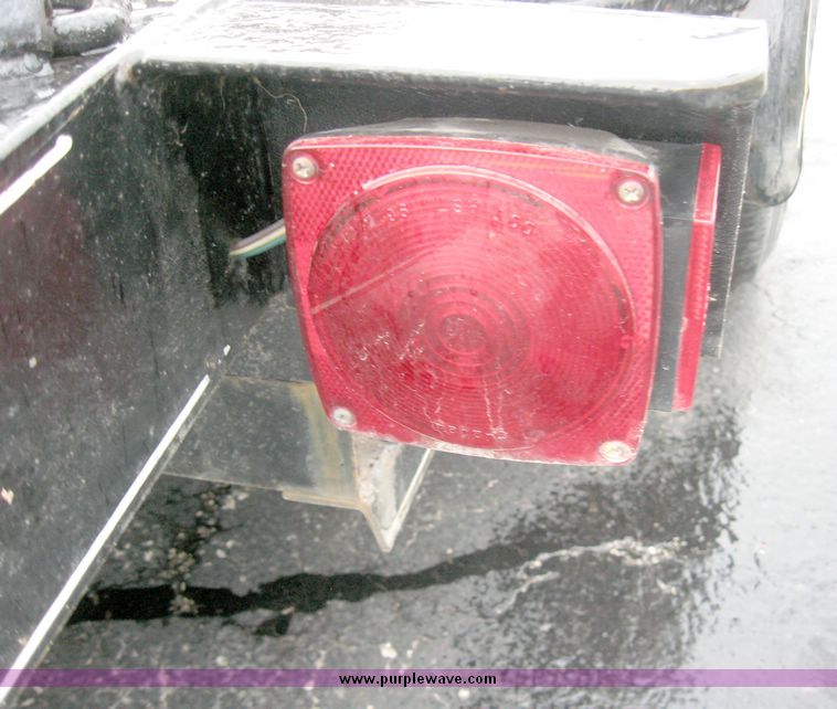 image for item 5582 2009 M&M 19' tandem axle trailer