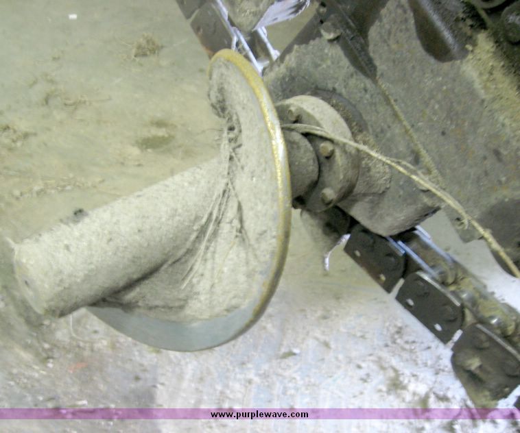 image for item 5587 Bobcat 3023 trencher