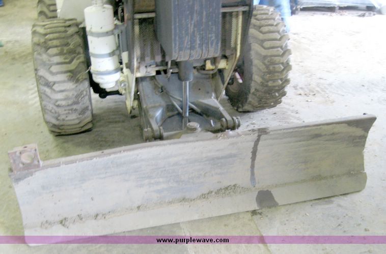 image for item 5587 Bobcat 3023 trencher