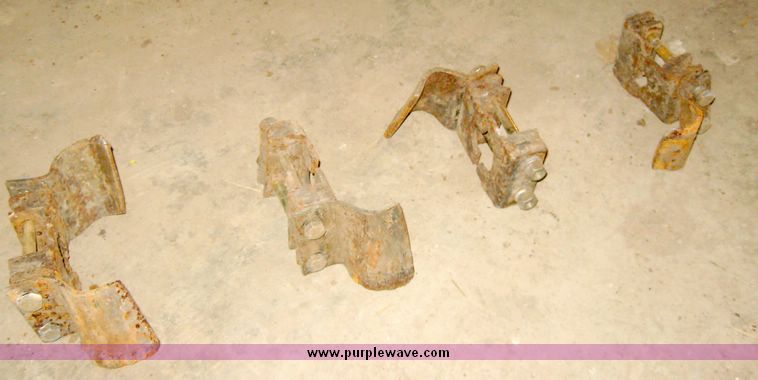 image for item 5587 Bobcat 3023 trencher