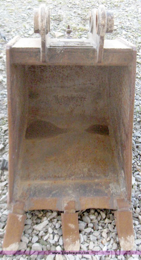 image for item 5640 16" excavator bucket for EC35