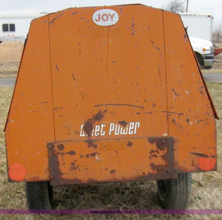 image for item 5674 Joy D100Q3 air compressor