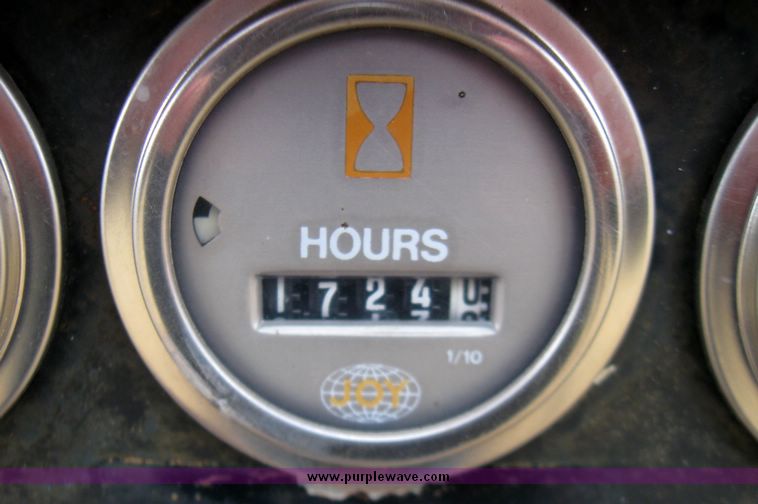 image for item 5674 Joy D100Q3 air compressor