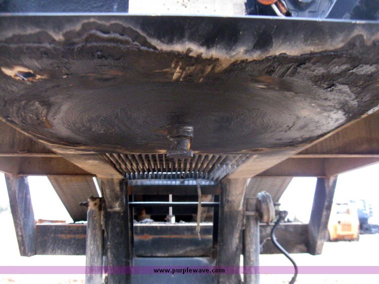 image for item 5684 1978 Miller OTG44 tilt bed trailer