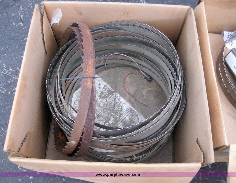 image for item 5687 Timberking B20 portable saw mill