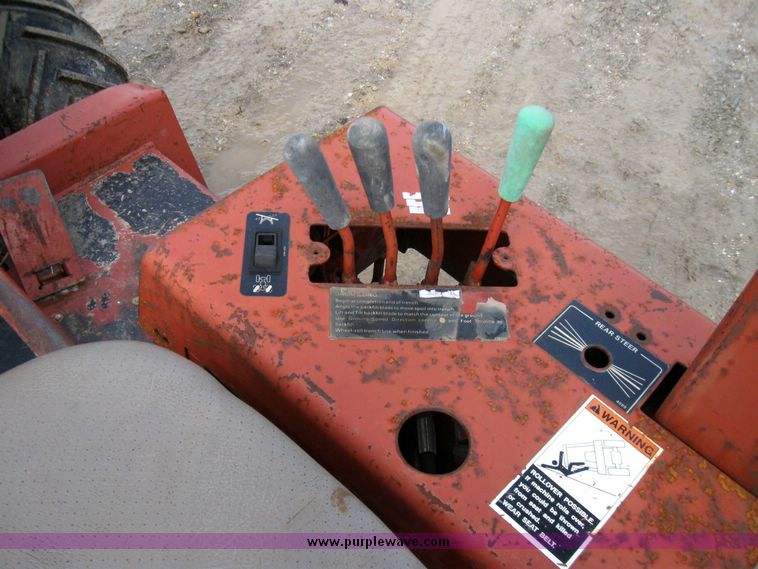 image for item 5690 Ditch Witch 3500 plow