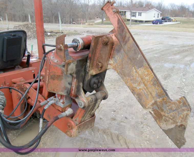 image for item 5690 Ditch Witch 3500 plow