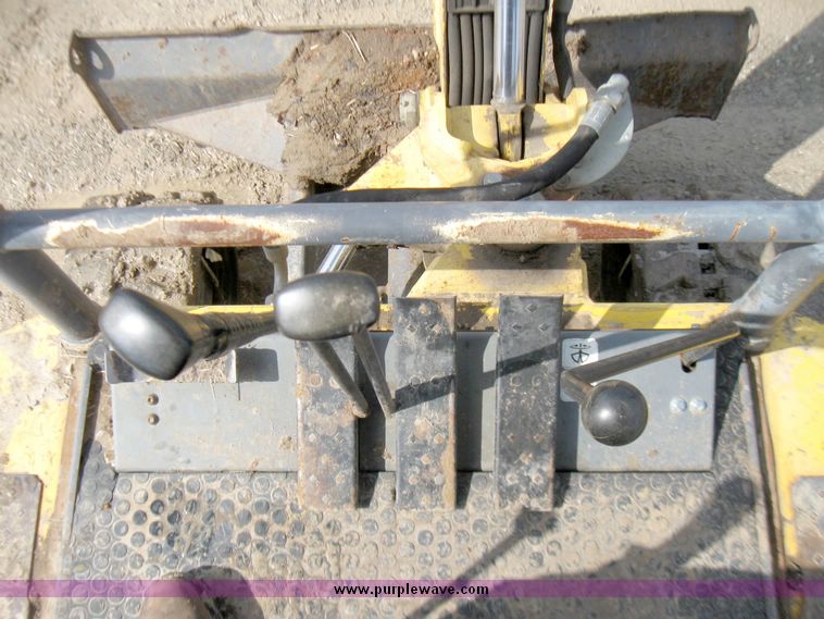 image for item 5691 New Holland EC35 compact excavator