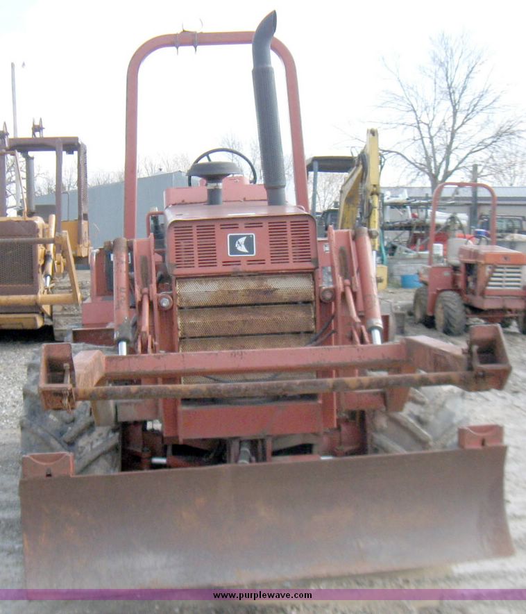 image for item 5692 Ditch Witch 8020 plow