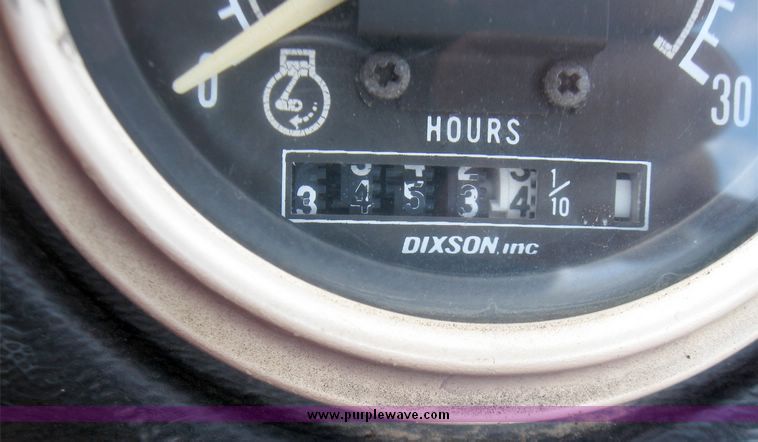 image for item 5692 Ditch Witch 8020 plow