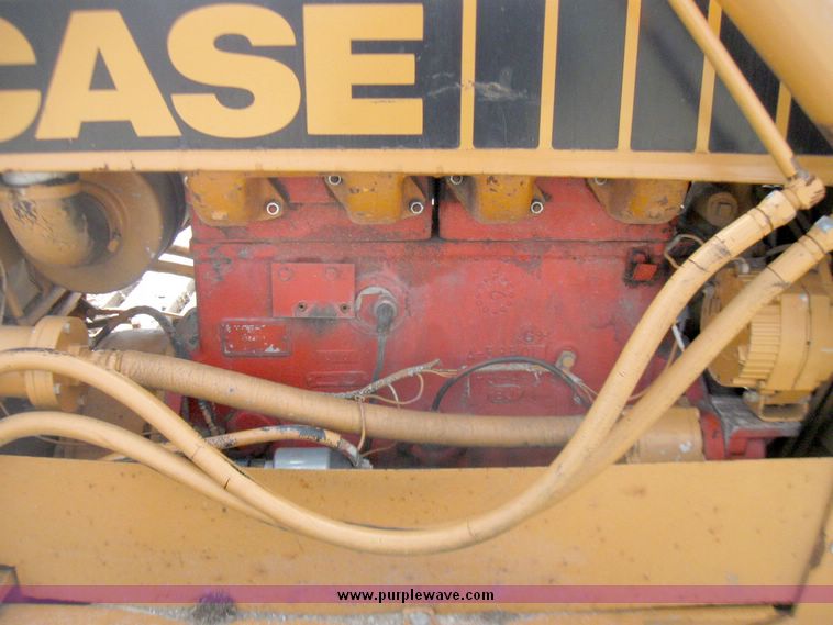 image for item 5693 Case 475 crawler tractor with vibratory plow
