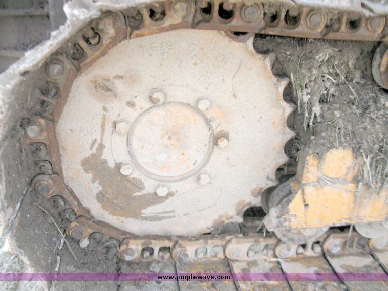 image for item 5693 Case 475 crawler tractor with vibratory plow