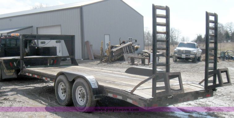image for item 5696 2003 Maxwell gooseneck trailer