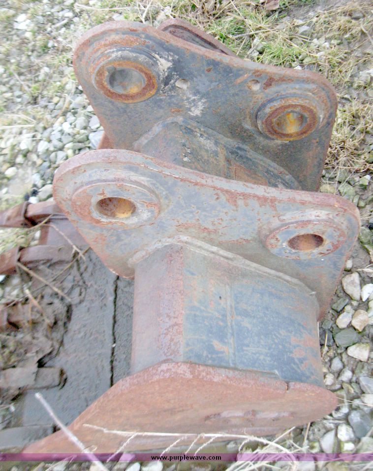 image for item 5699 24" CP excavator bucket