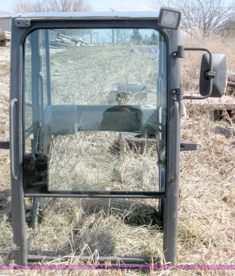 image for item 5701 Cab