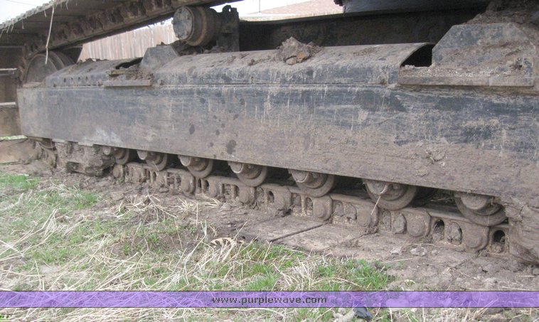 image for item 6039 1980 Caterpillar 215 excavator