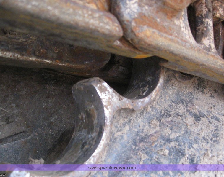 image for item 6039 1980 Caterpillar 215 excavator