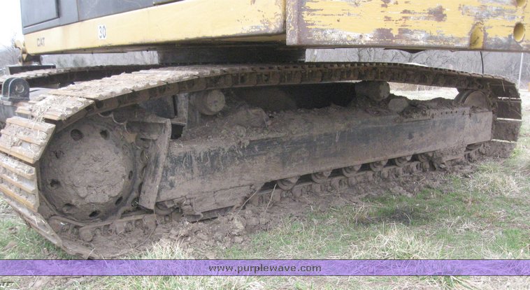 image for item 6039 1980 Caterpillar 215 excavator
