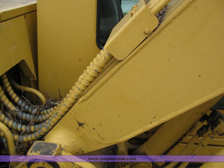image for item 6039 1980 Caterpillar 215 excavator