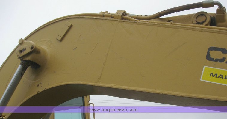 image for item 6039 1980 Caterpillar 215 excavator