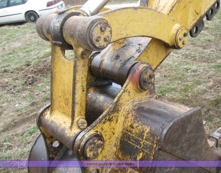 image for item 6039 1980 Caterpillar 215 excavator