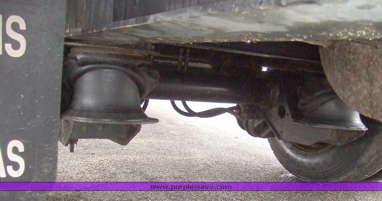 image for item 6654 2003 Transcraft D-Eagle W2 drop deck trailer