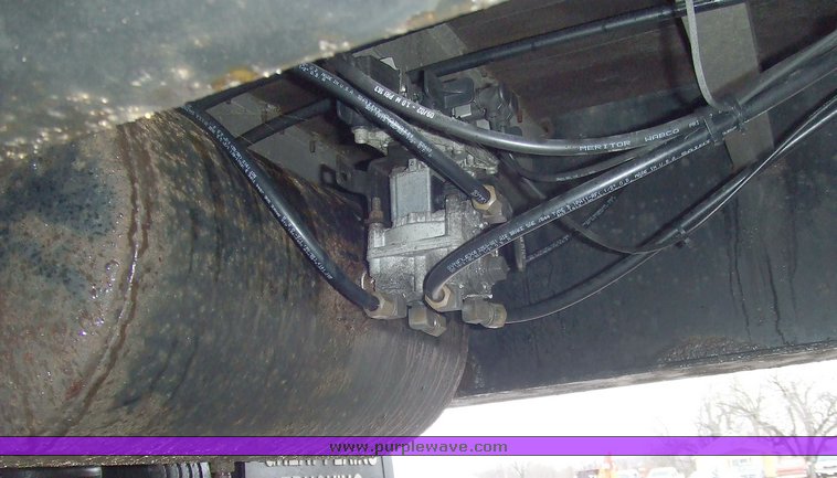 image for item 6654 2003 Transcraft D-Eagle W2 drop deck trailer