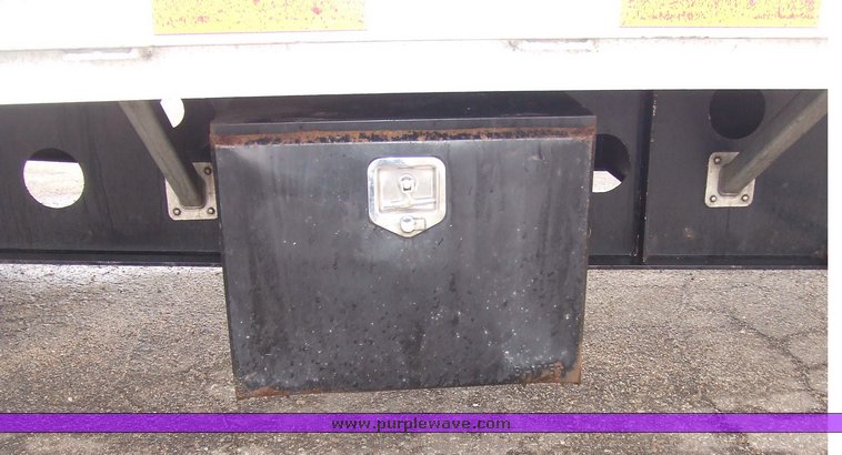 image for item 6654 2003 Transcraft D-Eagle W2 drop deck trailer