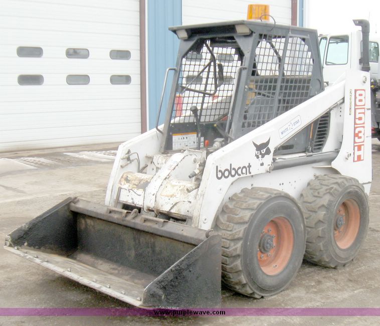 image for item 6999 1995 Bobcat 853H skid steer