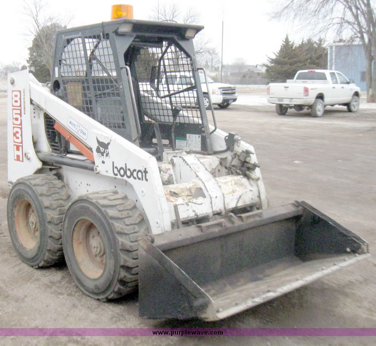image for item 6999 1995 Bobcat 853H skid steer