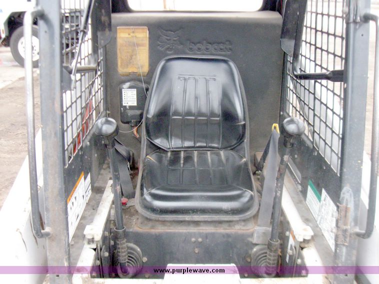 image for item 6999 1995 Bobcat 853H skid steer