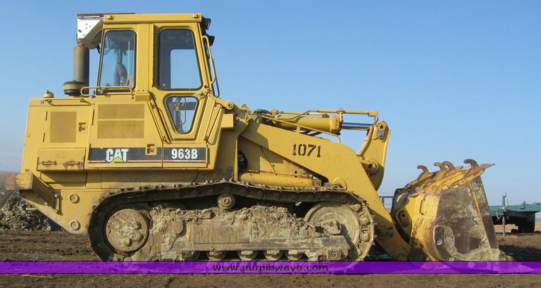 image for item 7720 1998 Caterpillar 963B crawler loader