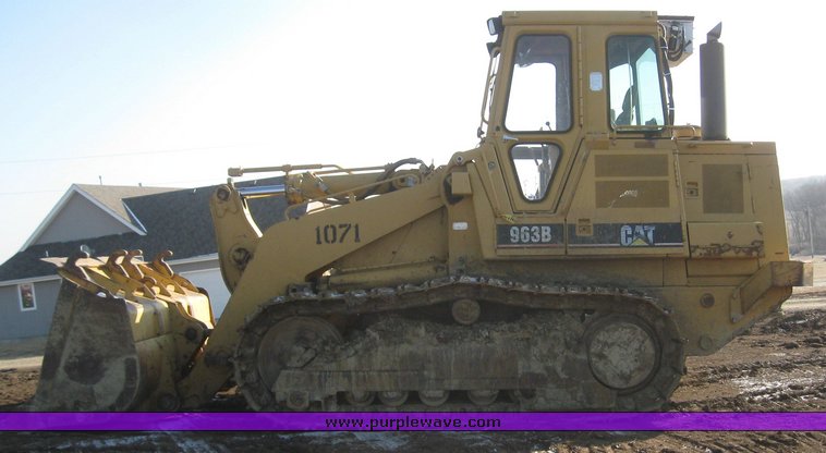 image for item 7720 1998 Caterpillar 963B crawler loader