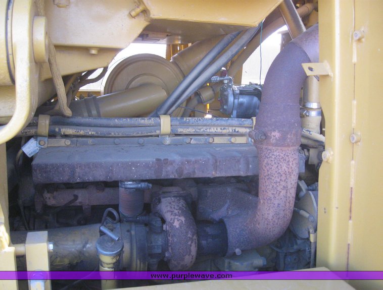 image for item 7720 1998 Caterpillar 963B crawler loader