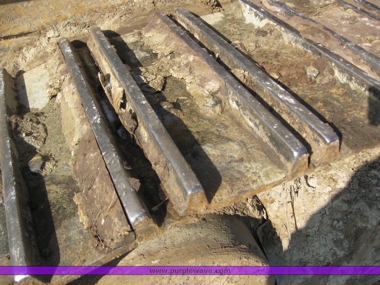 image for item 7720 1998 Caterpillar 963B crawler loader