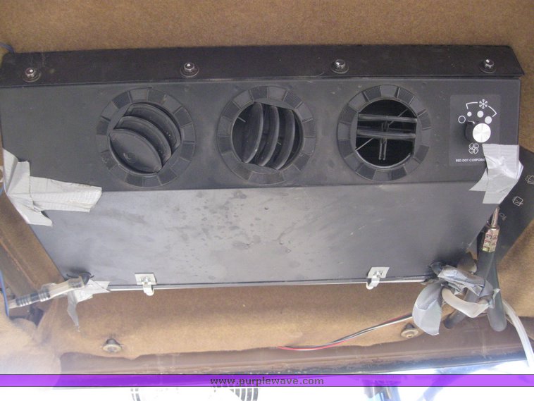 image for item 7720 1998 Caterpillar 963B crawler loader