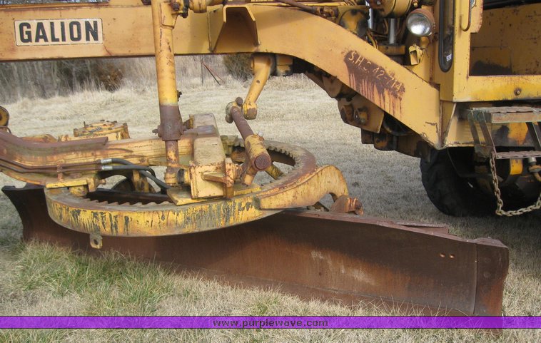 image for item 7840 Galion 104H motor grader