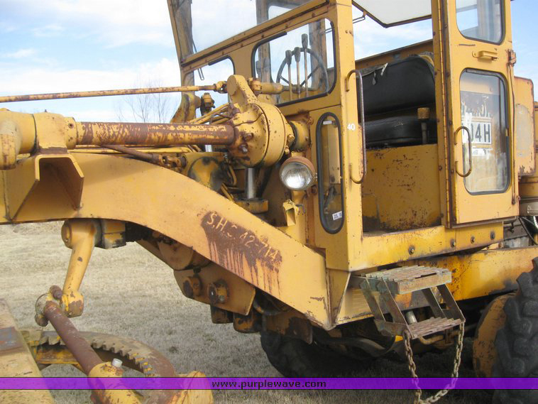 image for item 7840 Galion 104H motor grader