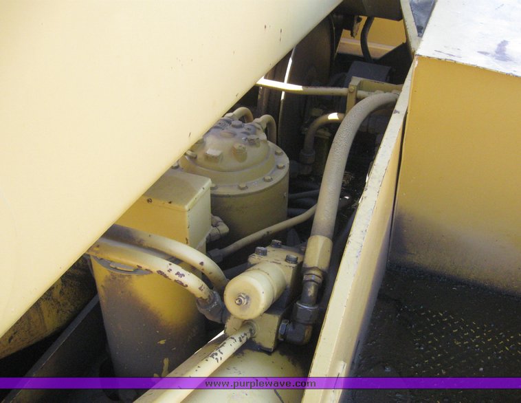 image for item 7861 1972 P & H T-300 30 ton hydraulic truck crane