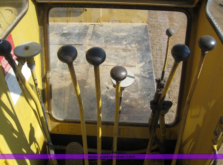 image for item 7861 1972 P & H T-300 30 ton hydraulic truck crane