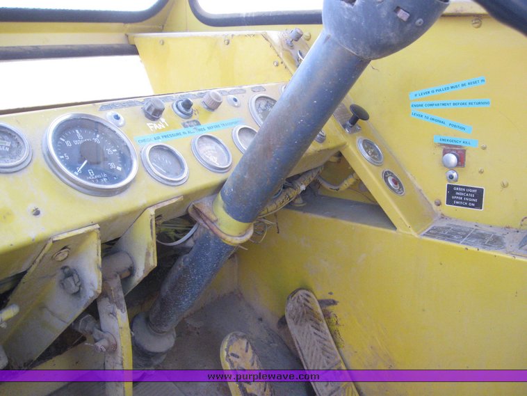 image for item 7861 1972 P & H T-300 30 ton hydraulic truck crane