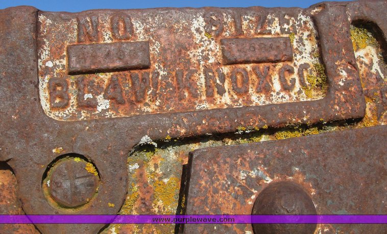 image for item 7875 Blaw-Knox clamshell bucket